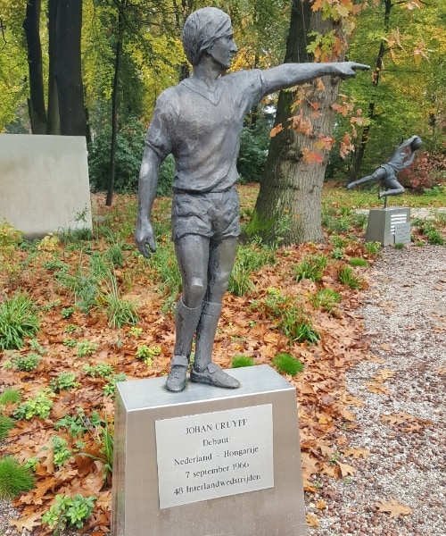 johan cruijff standbeeld zeist