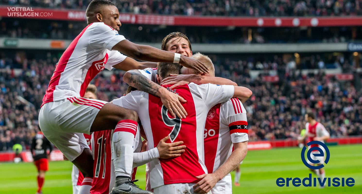 Ajax landskampioen