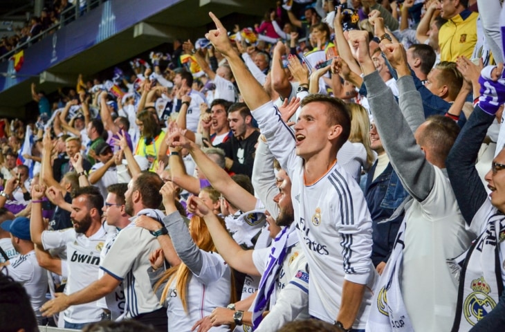 real madrid fans in stadion