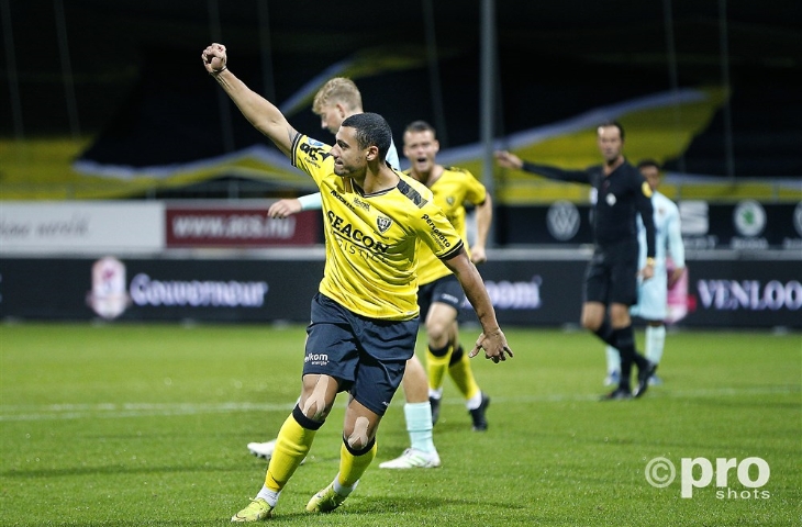 Giakoumakis vvv venlo juicht na doelpunt