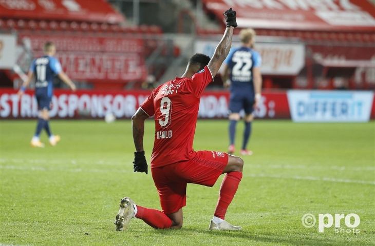 danilo fc twente juicht na doelpunt